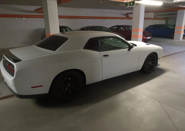 Dodge Challenger cena 175000 przebieg: 110000, rok produkcji 2019 z Katowice małe 137